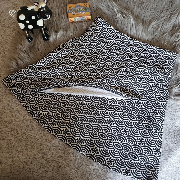 SOYBU Athletic Mini Skirt - Picture 2 of 10